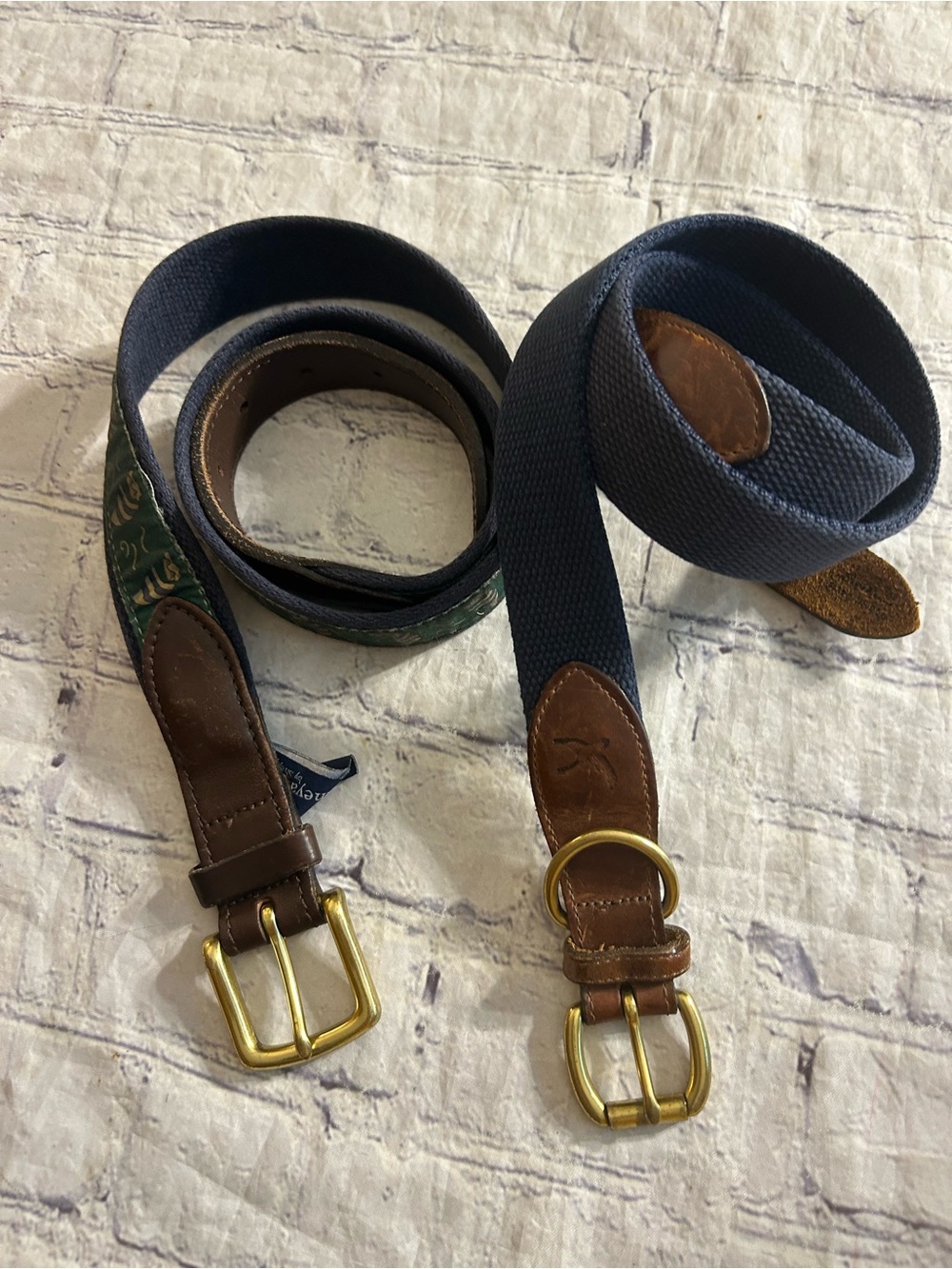 VINEYARD VINES SOLID BRASS BUCKLE NAVY/GREEN DETAILS & AMERICAN EAGLE NAVY BELT - Picture 4 of 16